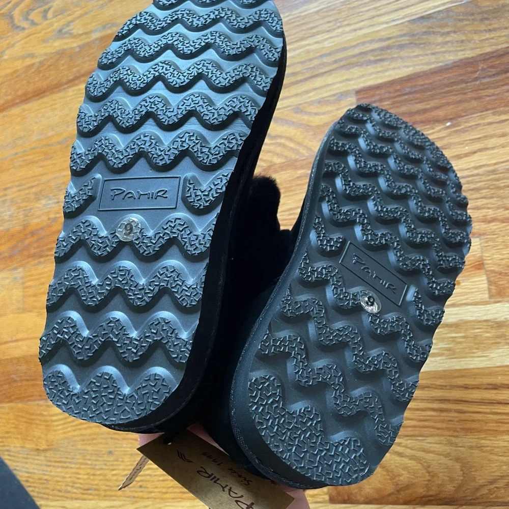 Cozy Black Fur-Trimmed Ankle Boots - Picture 4 of 8